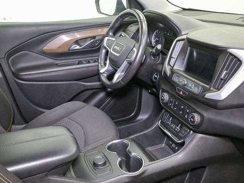 Used 2018 GMC Terrain SLE image 19