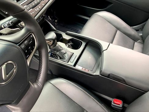 Certified 2024 Lexus ES 350 w/ Premium Package FWD image 17