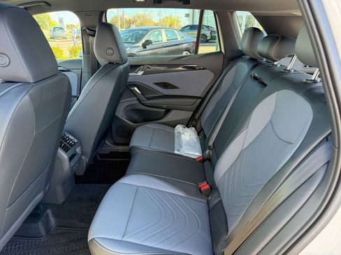 New 2026 Volkswagen Tiguan SE R-Line image 23