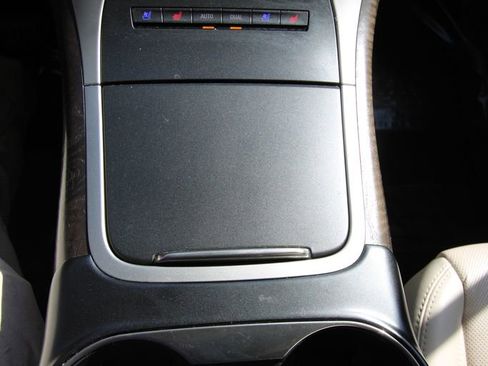 Used 2019 Lincoln Nautilus Reserve image 25