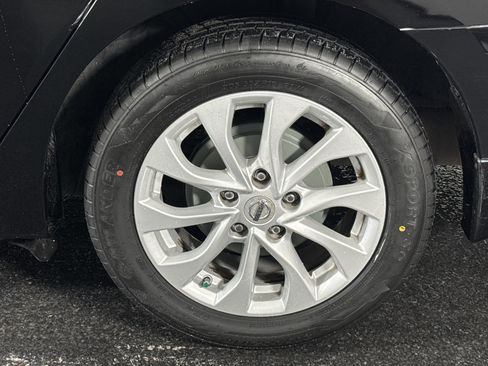 Used 2019 Nissan Sentra SV image 14