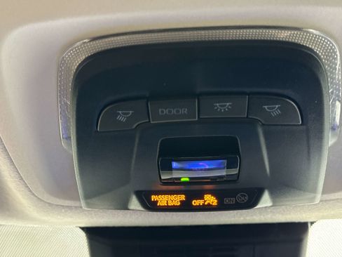 Used 2023 Toyota Corolla LE image 25