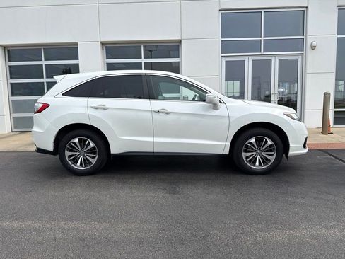 Used 2018 Acura RDX AWD w/ Advance Package image 3