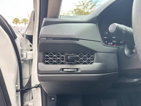 Used 2023 Honda Accord LX image 32