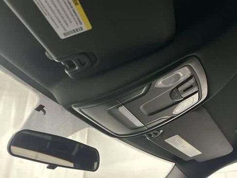 Used 2023 RAM 2500 Tradesman w/ Chrome Appearance Group image 21