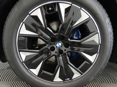 Used 2026 BMW iX xDrive45 w/ M Sport Package AWD/4WD image 30