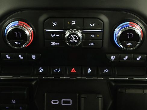 Used 2021 GMC Sierra 1500 AT4 image 40