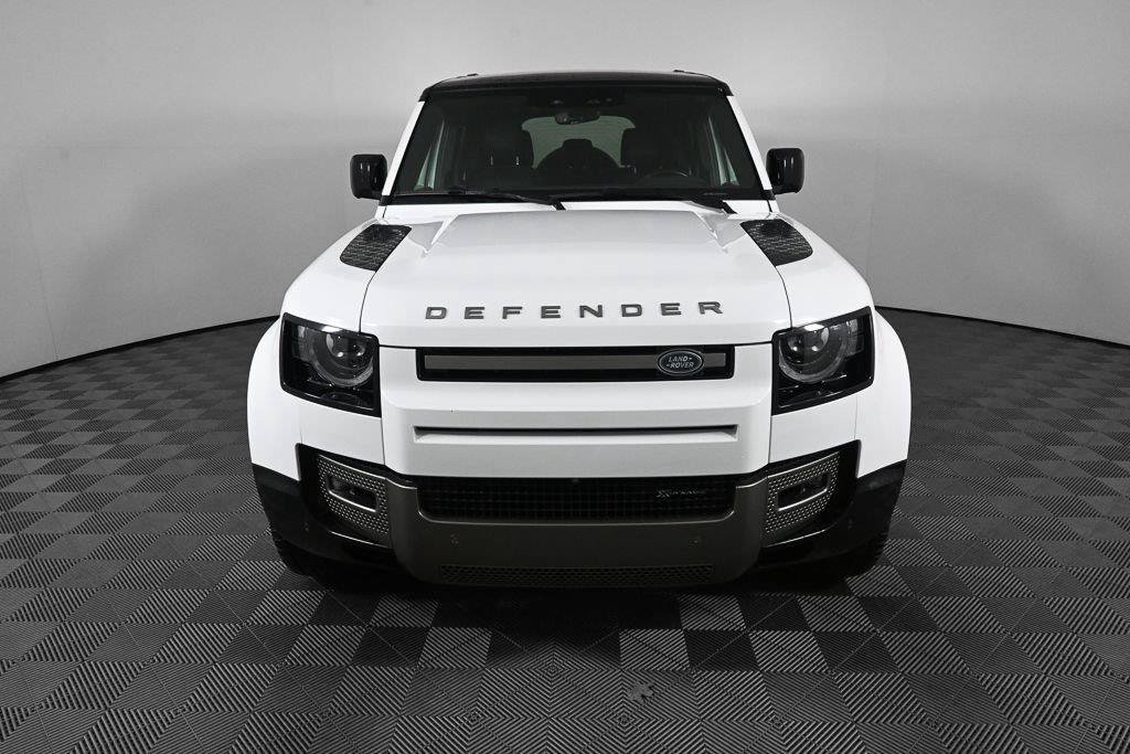 Used 2023 Land Rover Defender 110 X-Dynamic SE AWD/4WD image 33