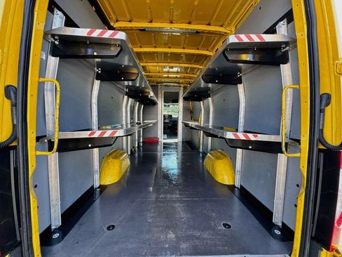 Used 2021 Mercedes-Benz Sprinter 2500 image 8