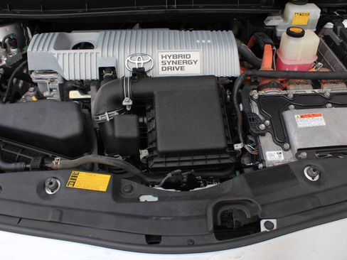 Used 2012 Toyota Prius Three FWD image 23