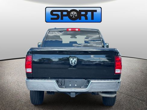 Used 2021 RAM 1500 Classic SLT AWD/4WD image 3