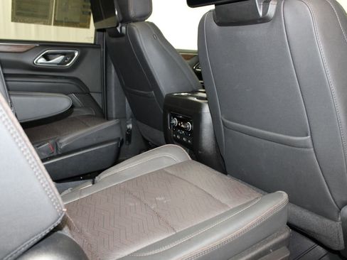 Used 2024 Chevrolet Tahoe High Country image 27