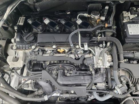 Used 2024 Toyota Corolla LE image 30