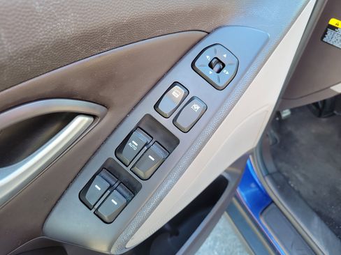 Used 2012 Hyundai Tucson GLS image 20