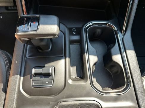 Used 2023 GMC Sierra 1500 AT4 w/ Technology Package AWD/4WD image 35
