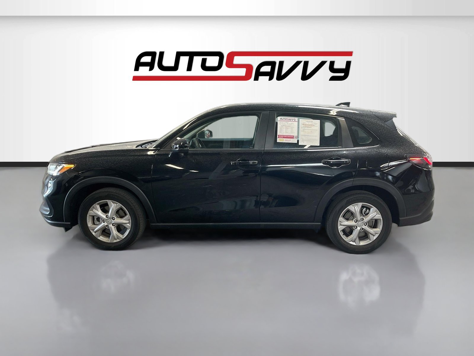 Used 2025 Honda HR-V LX image 4