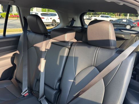 New 2026 Toyota Grand Highlander FWD image 31