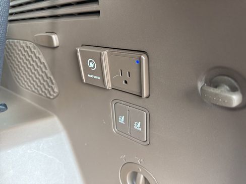 Used 2024 Kia EV9 GT-Line image 30