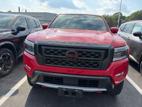 Used 2023 Nissan Frontier PRO-4X w/ Pro Convenience Package AWD/4WD image 2