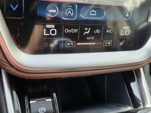 Used 2022 Subaru Outback Touring XT w/ Popular Package #2 image 21