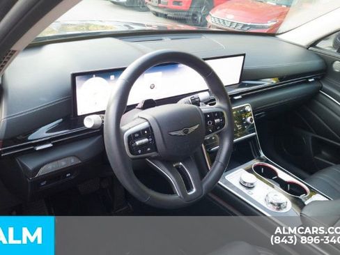 Used 2025 Genesis GV80 2.5T Standard image 16