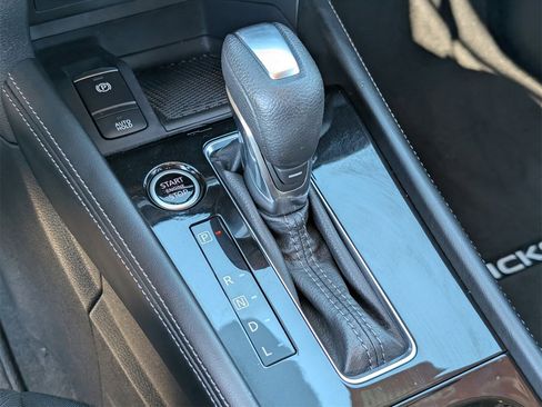 Certified 2024 Nissan Kicks SR image 21