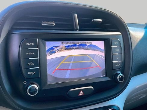 Used 2020 Kia Soul LX FWD image 22
