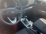 Used 2021 Hyundai Venue SE image 4