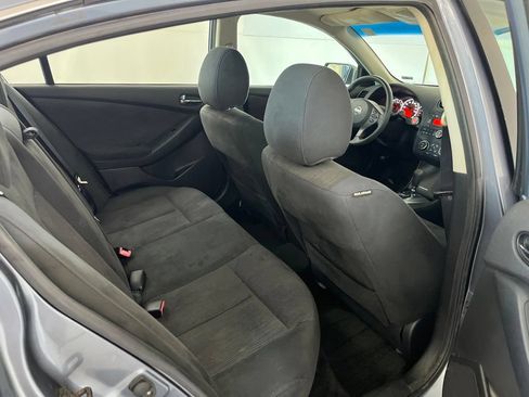 Used 2010 Nissan Altima 2.5 S FWD image 23