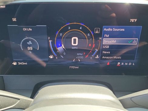 Used 2026 Chevrolet Traverse LT image 12