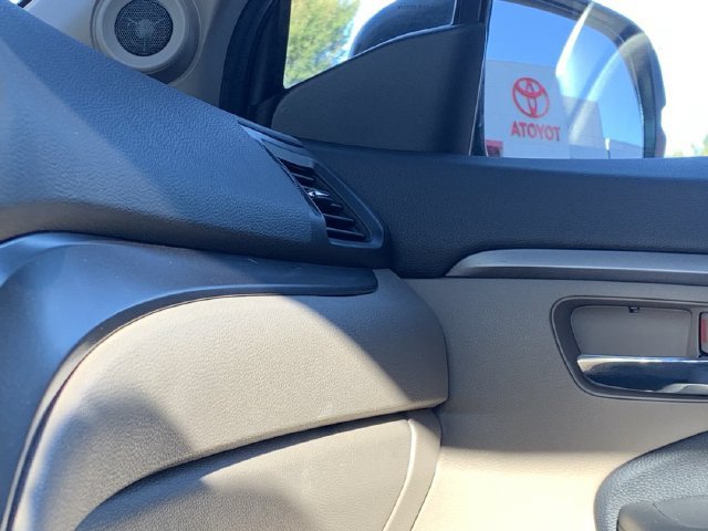 Used 2017 Honda Pilot EX-L image 11