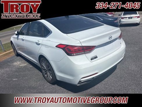 Used 2016 Hyundai Genesis 3.8 w/ Option Group 02 RWD image 9