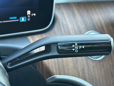 Certified 2025 Mercedes-Benz C 300 Sedan image 23