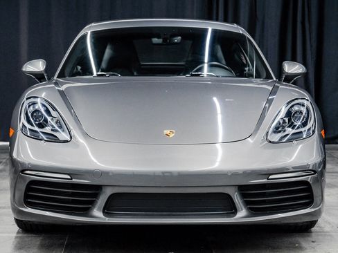 Used 2022 Porsche 718 Cayman image 8