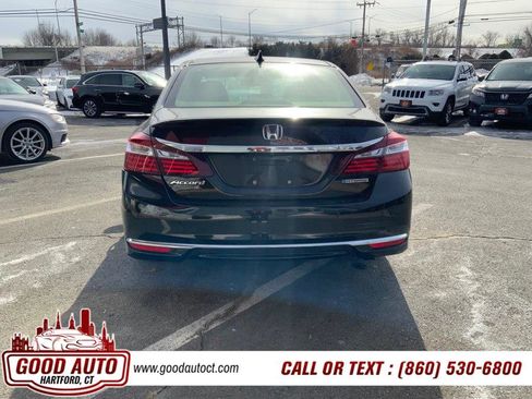 Used 2017 Honda Accord EX-L image 5