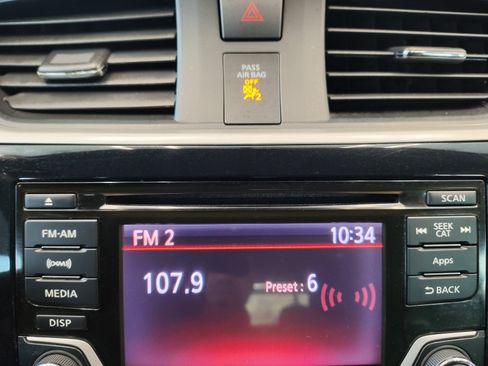 Used 2016 Nissan Sentra SR FWD image 31