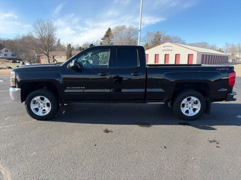Used 2019 Chevrolet Silverado 1500 LT w/ All Star Edition image 2