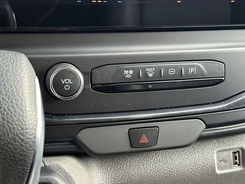 New 2026 Ford Transit 250 Low Roof w/ Load Area Protection Package image 17