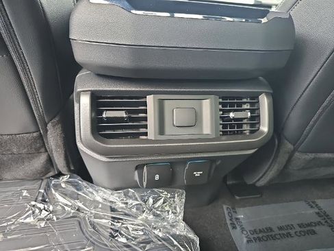 New 2025 Ford F150 Lariat w/ Equipment Group 501A Mid image 27