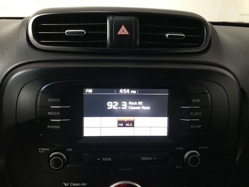 Used 2017 Kia Soul + w/ Designer's Package FWD image 27