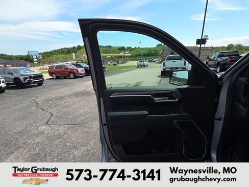 New 2026 Chevrolet Silverado 1500 RST w/ Z71 Off-Road Package AWD/4WD image 13