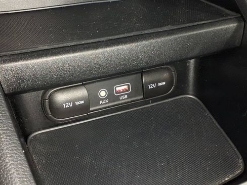 Used 2020 Kia Forte LXS FWD image 25