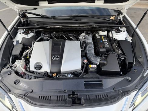 Used 2022 Lexus ES 350 w/ Premium Package image 6