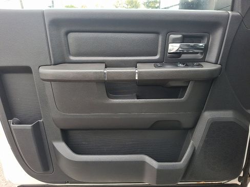 Used 2012 RAM 5500 4x4 Regular Cab w/ PWR & Remote Entry Group image 12