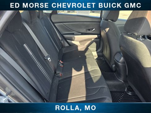 Used 2021 Hyundai Elantra SEL image 21