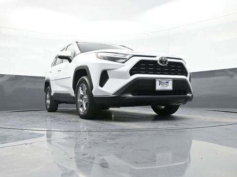Certified 2022 Toyota RAV4 XLE image 29
