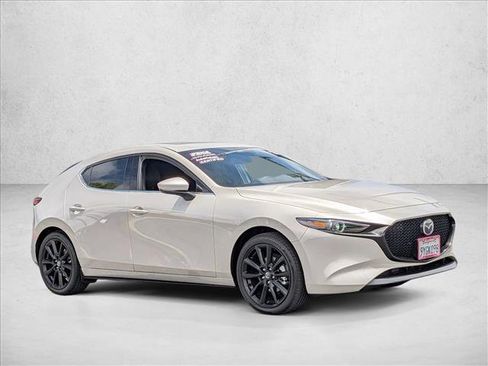 Certified 2026 MAZDA MAZDA3 2.5 S Hatchback w/ Premium Pkg FWD image 4