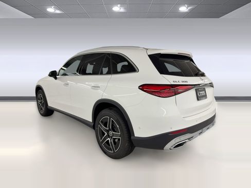 New 2026 Mercedes-Benz GLC 300 image 3