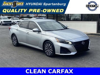 Used 2023 Nissan Altima 2.5 SV