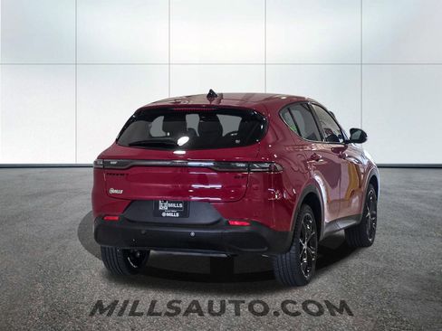 Used 2024 Dodge Hornet GT AWD/4WD image 8